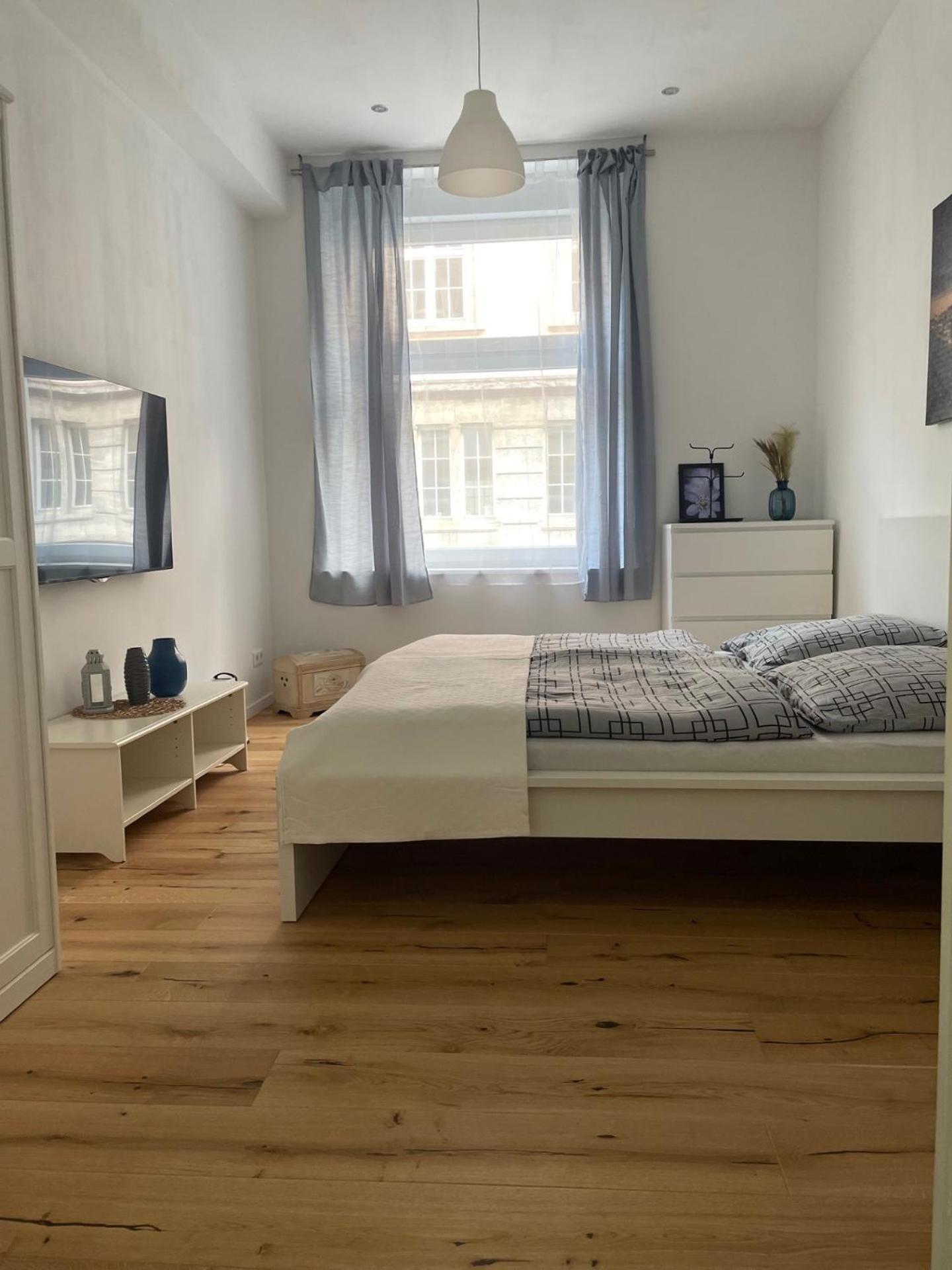Perfekt Fuer Geschaeftsreisende Komfort Eleganz Und Erstklassiges Wlan In Zentraler Lage Wuppertal Buitenkant foto